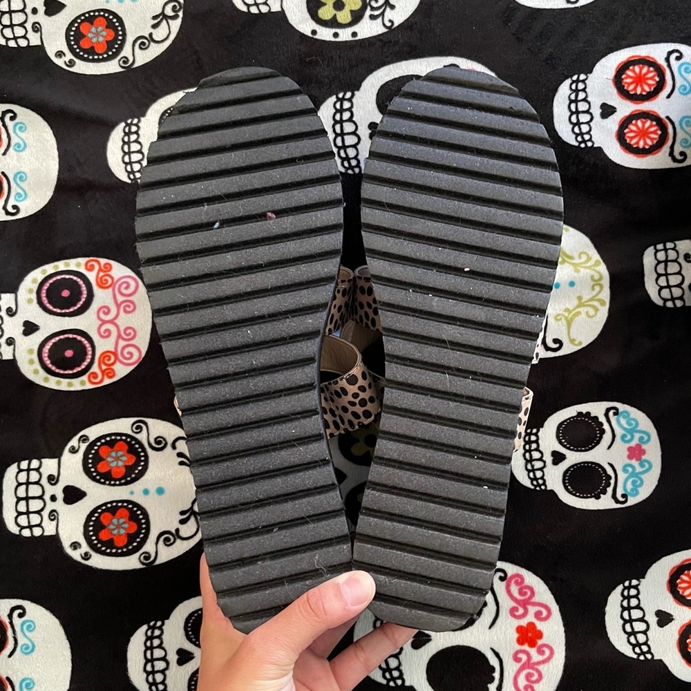 Dirty Laundry Platform Sandals (2 for 1) - Picture 3 of 5